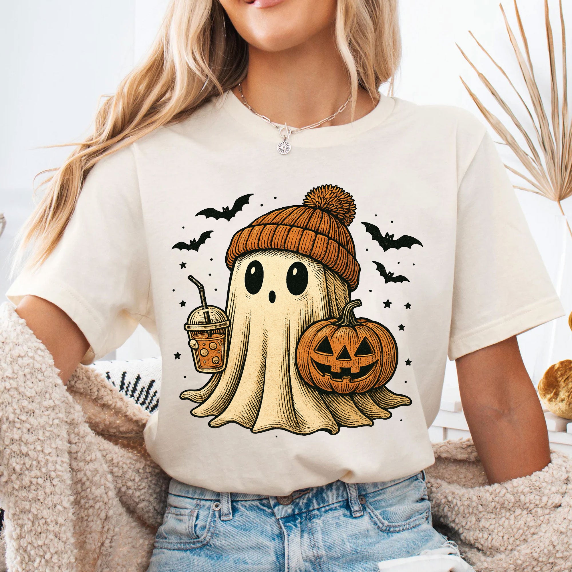 Cozy Halloween Ghost T-Shirt for Women – Cute Pumpkin & Bat Design, Casual Fall Fashion, Perfect for Spooky Season Celebrations
 - 4