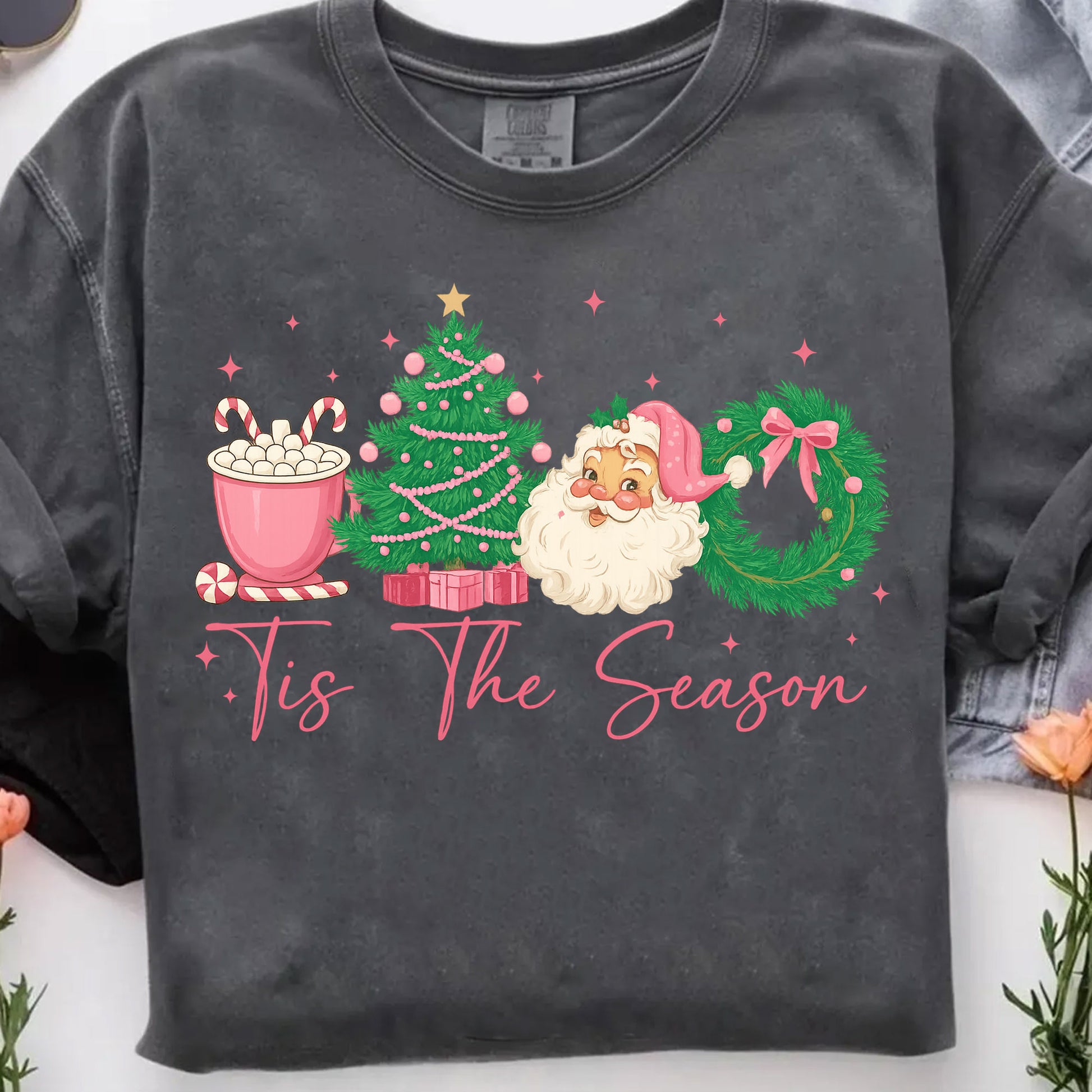 Festive Christmas Graphic T-Shirt for Women - Cute Santa, Tree, and Wreath Design, Perfect Holiday Gift, Short Sleeve Casual Top
 - 7