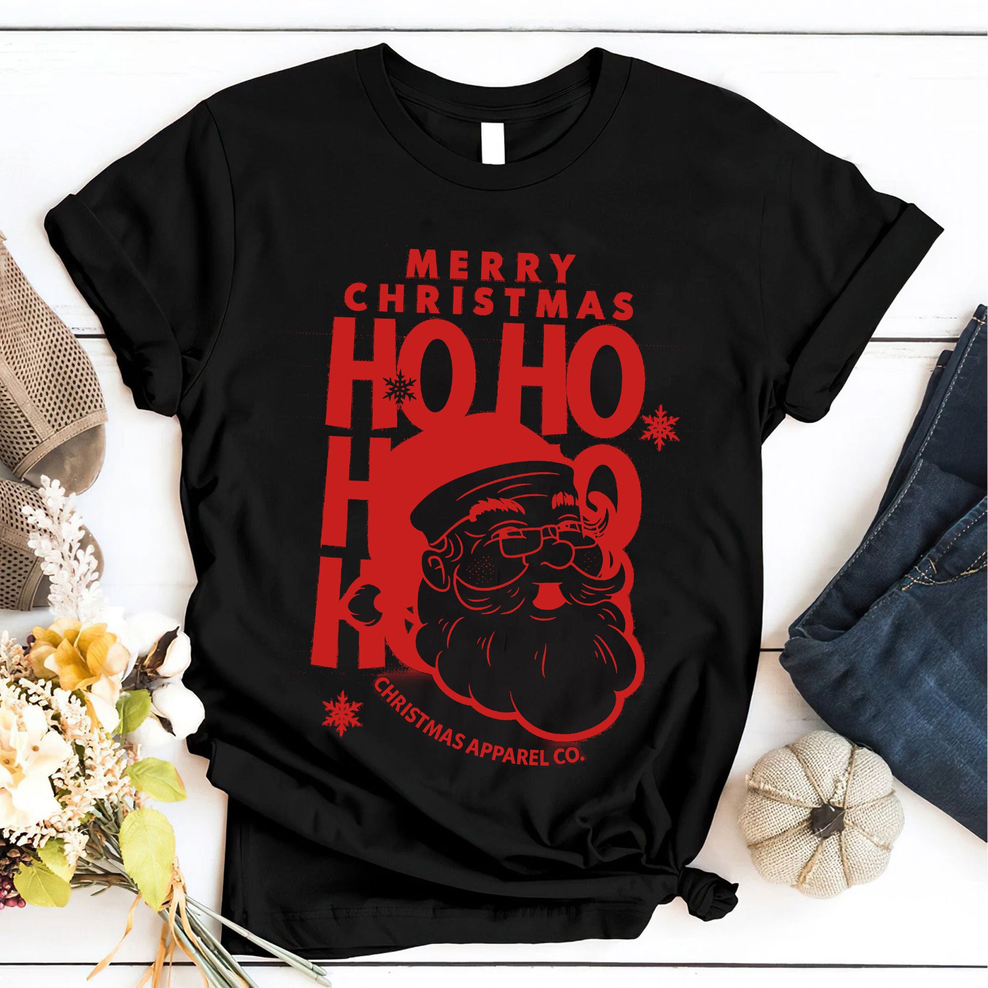Festive Christmas Graphic Tee Unisex Santa Claus Ho Ho Ho Design - Durable Holiday Shirt in Soft Cotton for Joyful Celebrations
 - 6