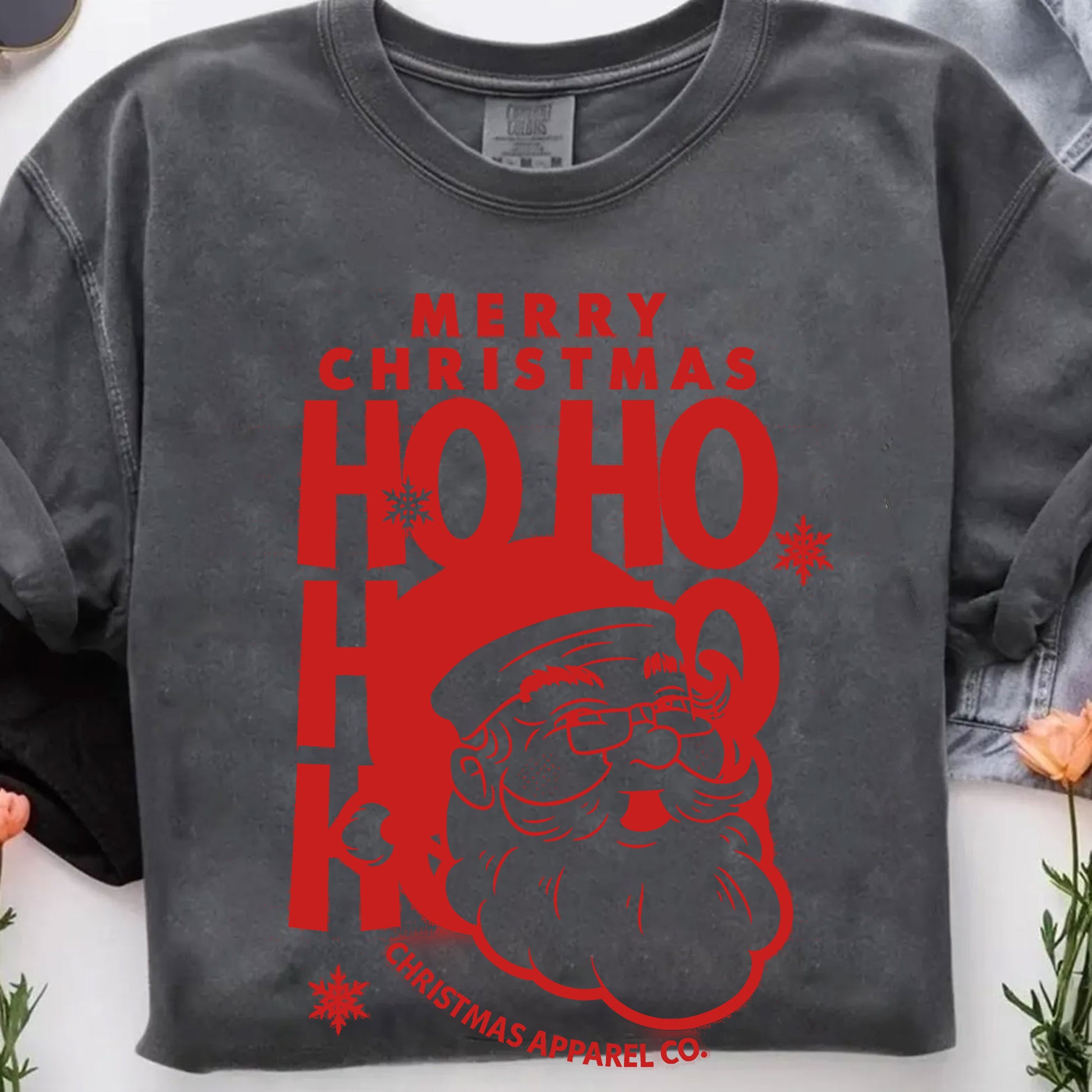 Festive Christmas Graphic Tee Unisex Santa Claus Ho Ho Ho Design - Durable Holiday Shirt in Soft Cotton for Joyful Celebrations
 - 7