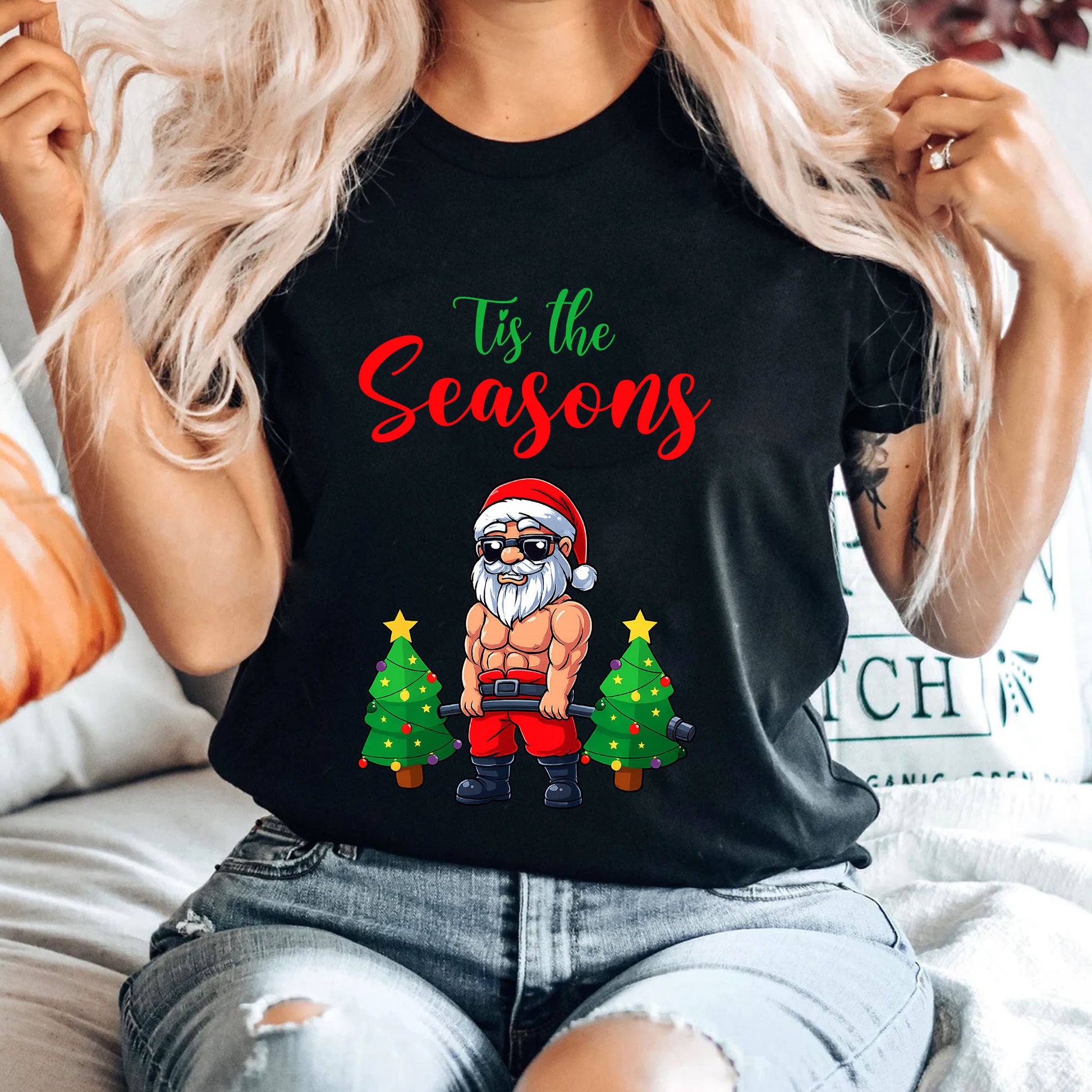Festive Christmas T-Shirt with Funny Santa Design - Trendy Holiday Graphic Tee for Men and Women - Perfect Christmas Gift Idea!
 - 4