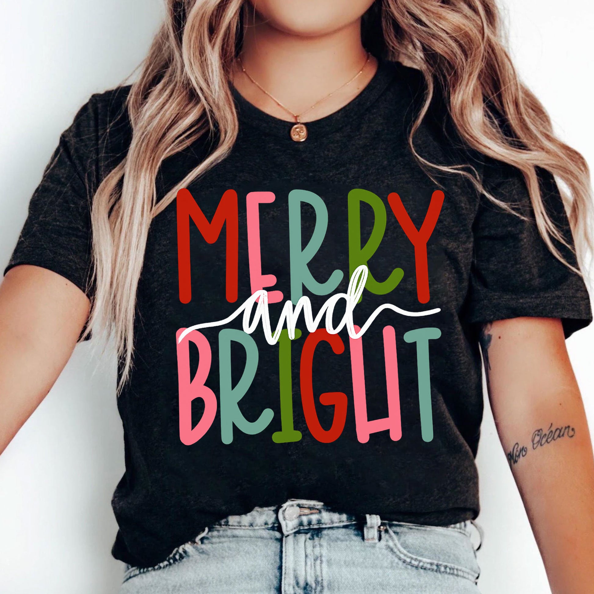 Festive Merry and Bright Graphic T-Shirt – Perfect Christmas Holiday Tee for Women, Trendy Casual Wear for Seasonal Celebrations
 - 5