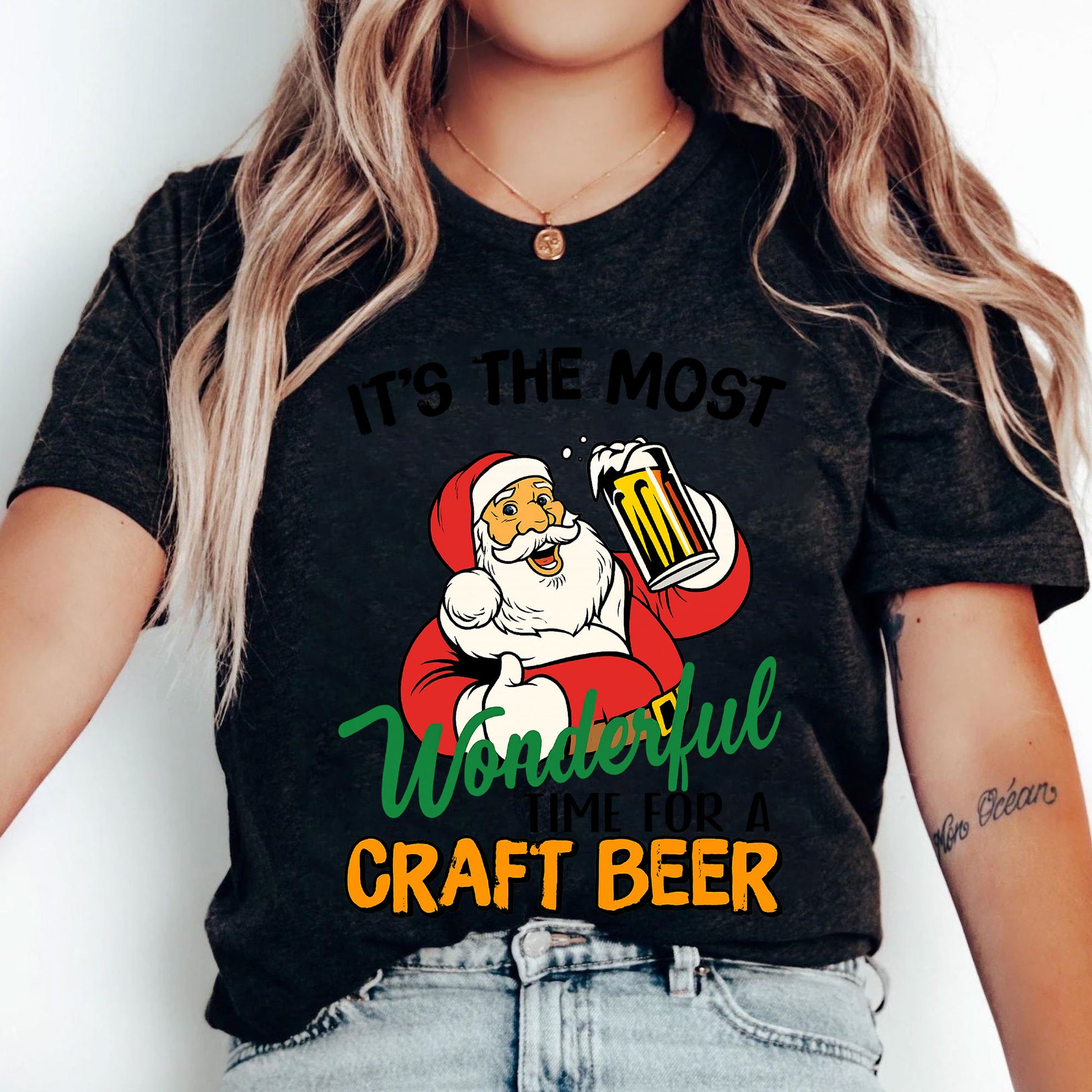 Festive Santa Craft Beer Tee - Christmas Holiday Graphic T-Shirt for Beer Lovers - Trendy Apparel for Winter Celebrations 
 - 5
