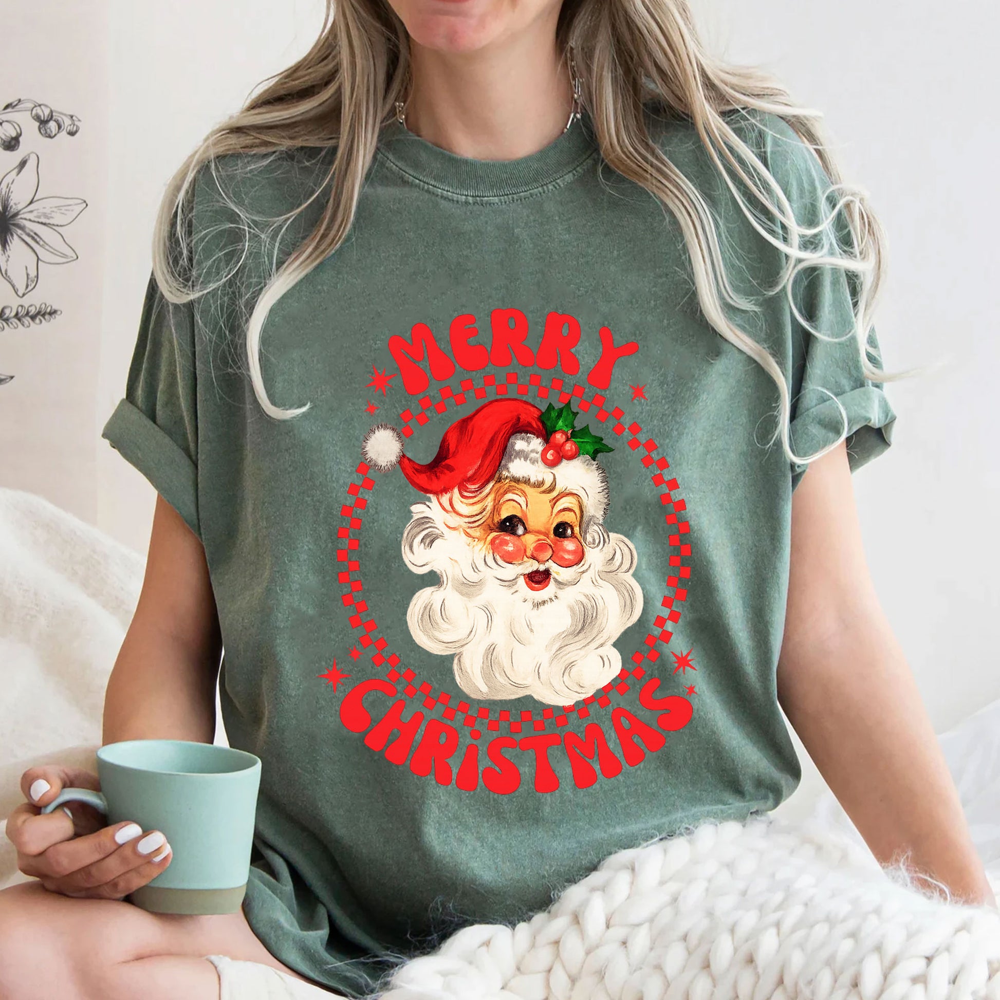 Festive Women's Vintage Santa Tee - Merry Christmas Graphic T-Shirt for Holiday Cheer - Classic Retro Style Casual Top
 - 3