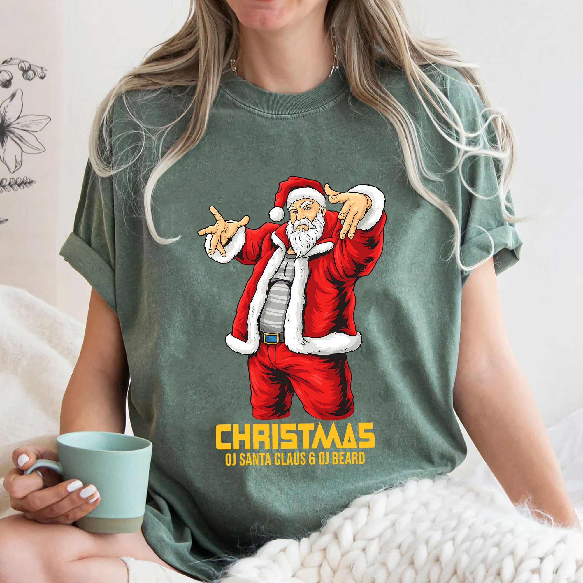 Funky Santa Claus Graphic Tee for Women - Trendy Christmas T-Shirt with Funny Hip-Hop Santa Design - Perfect Holiday Gift Idea
 - 3