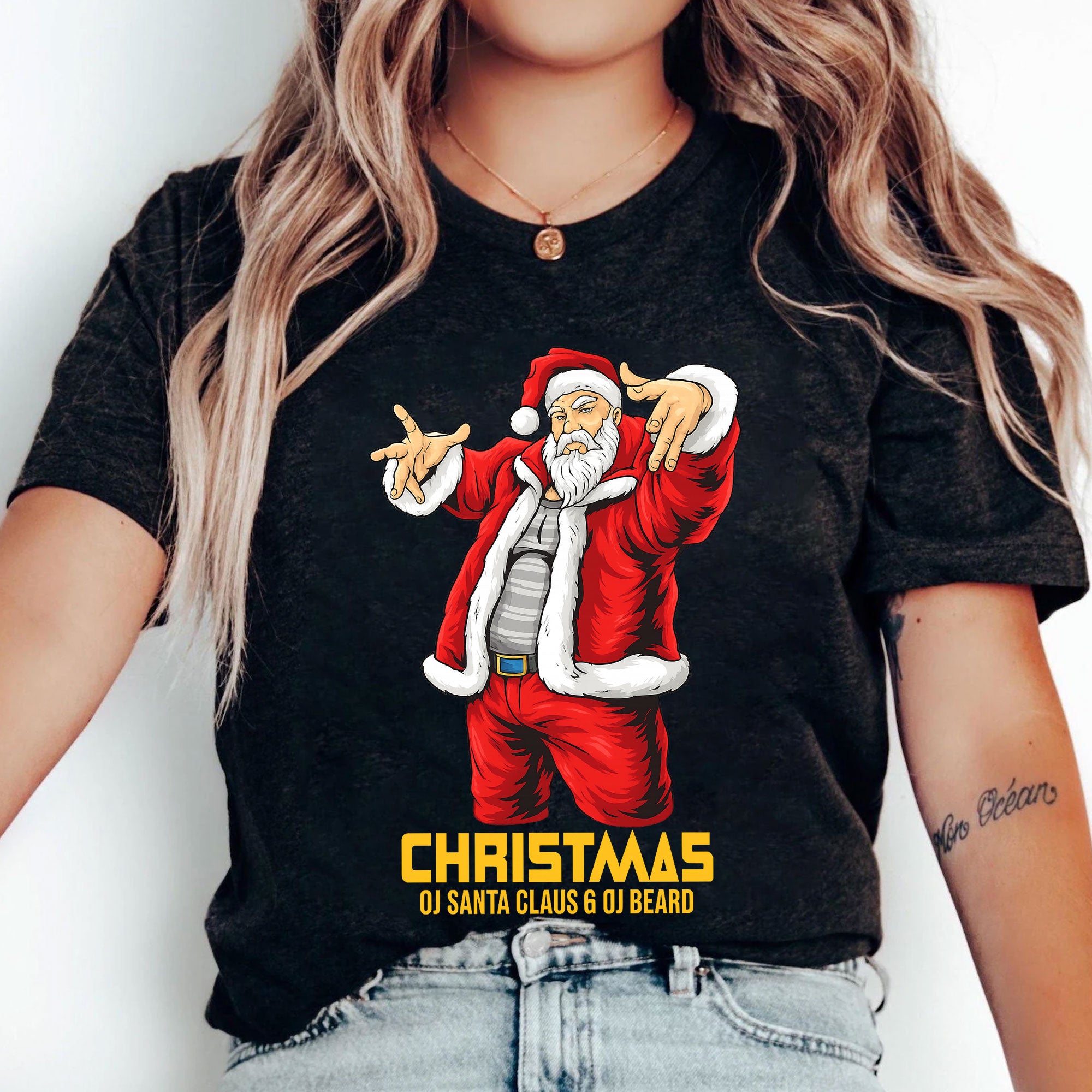 Funky Santa Claus Graphic Tee for Women - Trendy Christmas T-Shirt with Funny Hip-Hop Santa Design - Perfect Holiday Gift Idea
 - 5