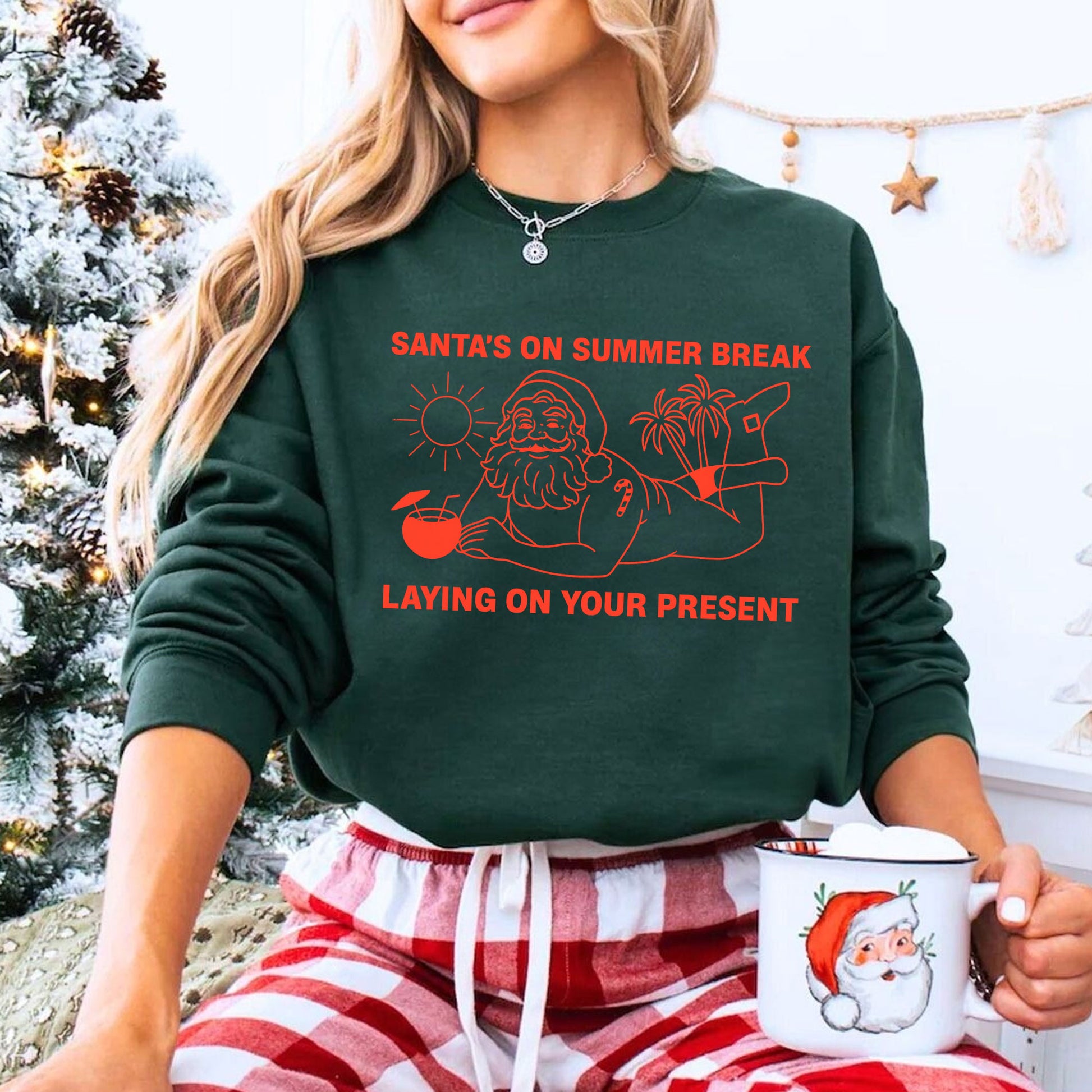 Funny Summer Santa T-Shirt: Relaxed Holiday Vibes Graphic Tee for Beach Lovers and Christmas Enthusiasts - Perfect Gift Idea
 - 8