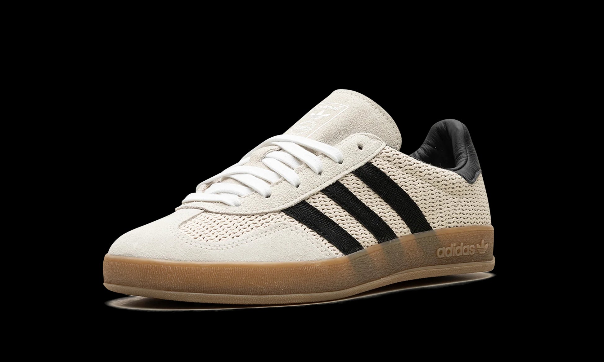 Gazelle Indoor "Aluminum / Core Black"