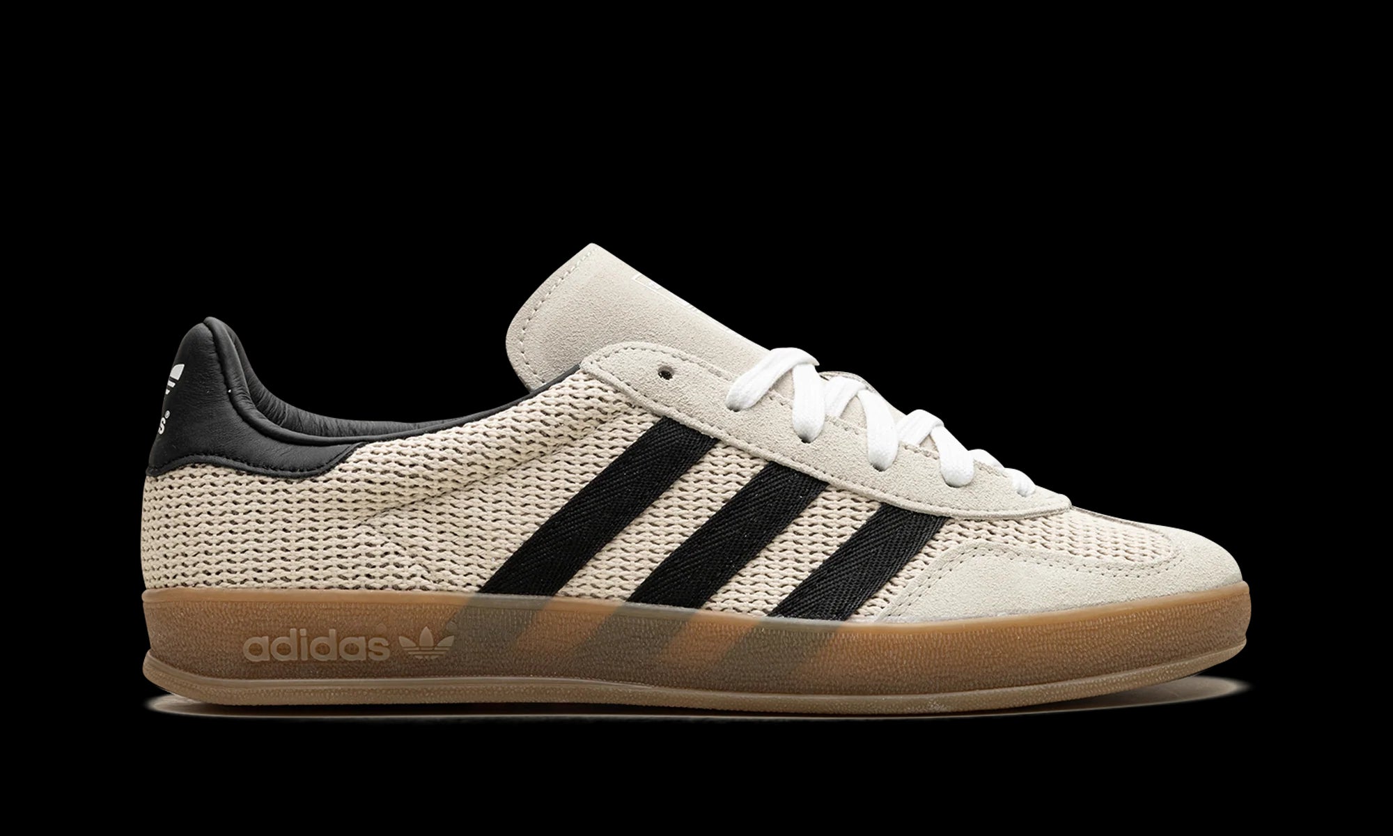Gazelle Indoor "Aluminum / Core Black"