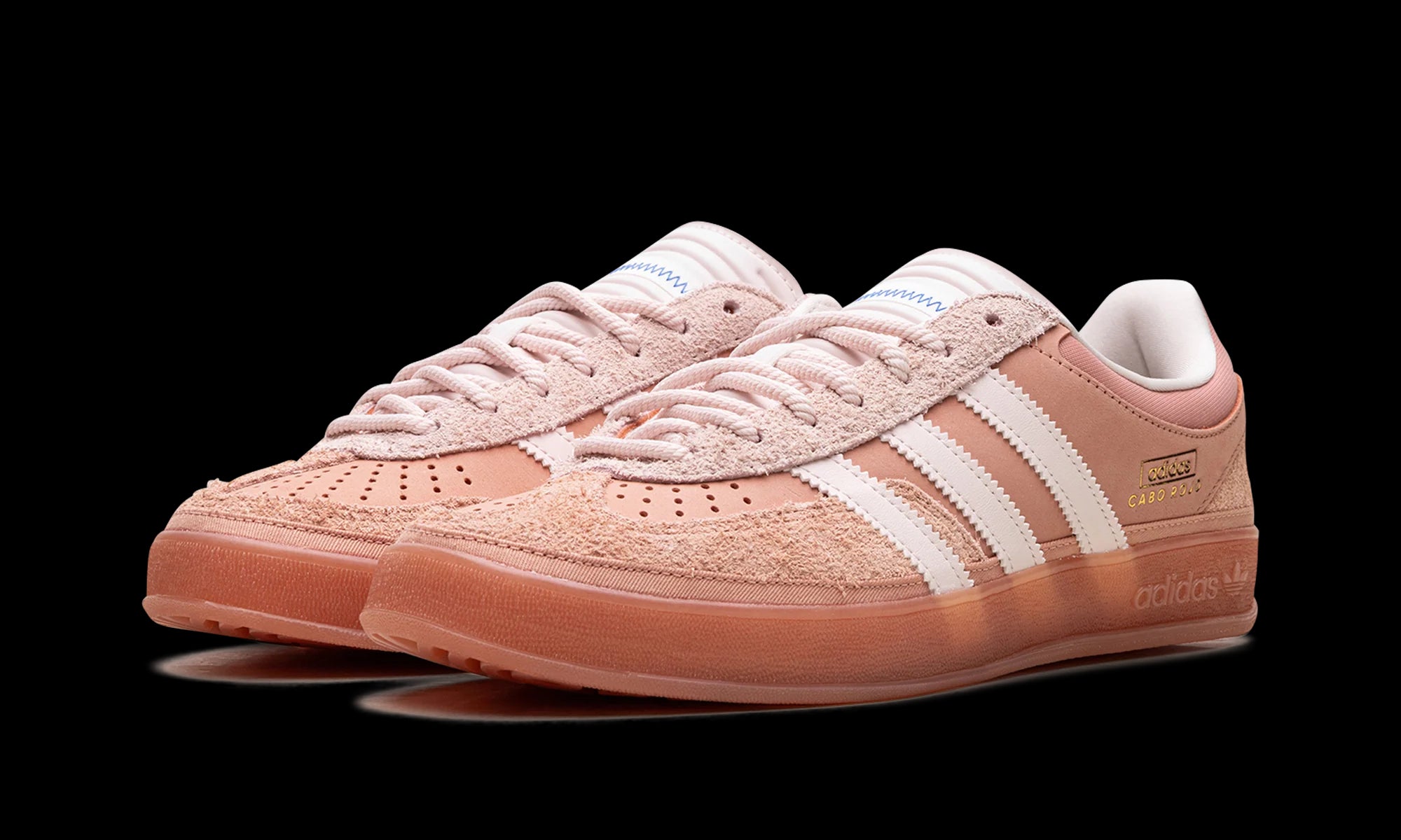 Gazelle Indoor "Bad Bunny - Cabo Rojo"