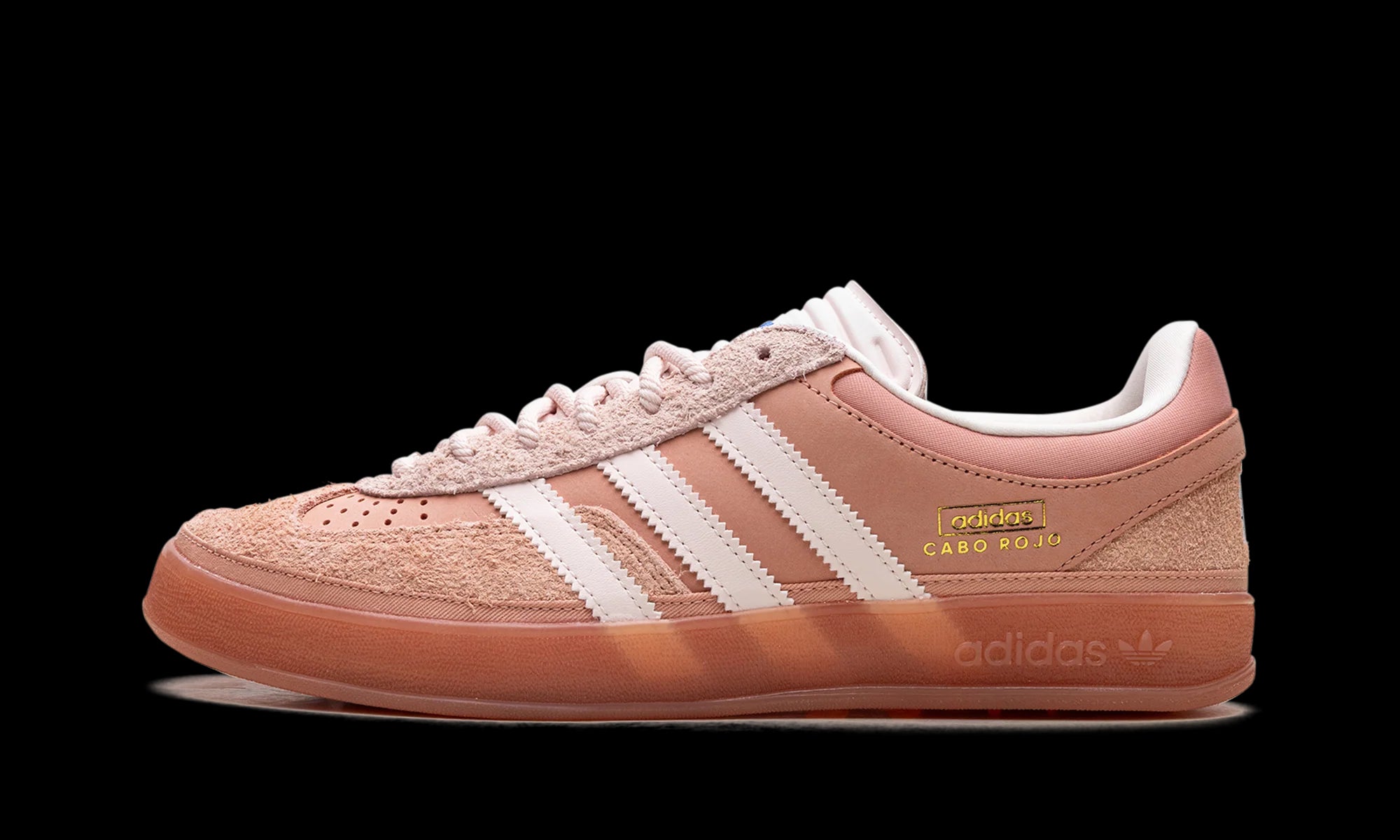 Gazelle Indoor "Bad Bunny - Cabo Rojo"