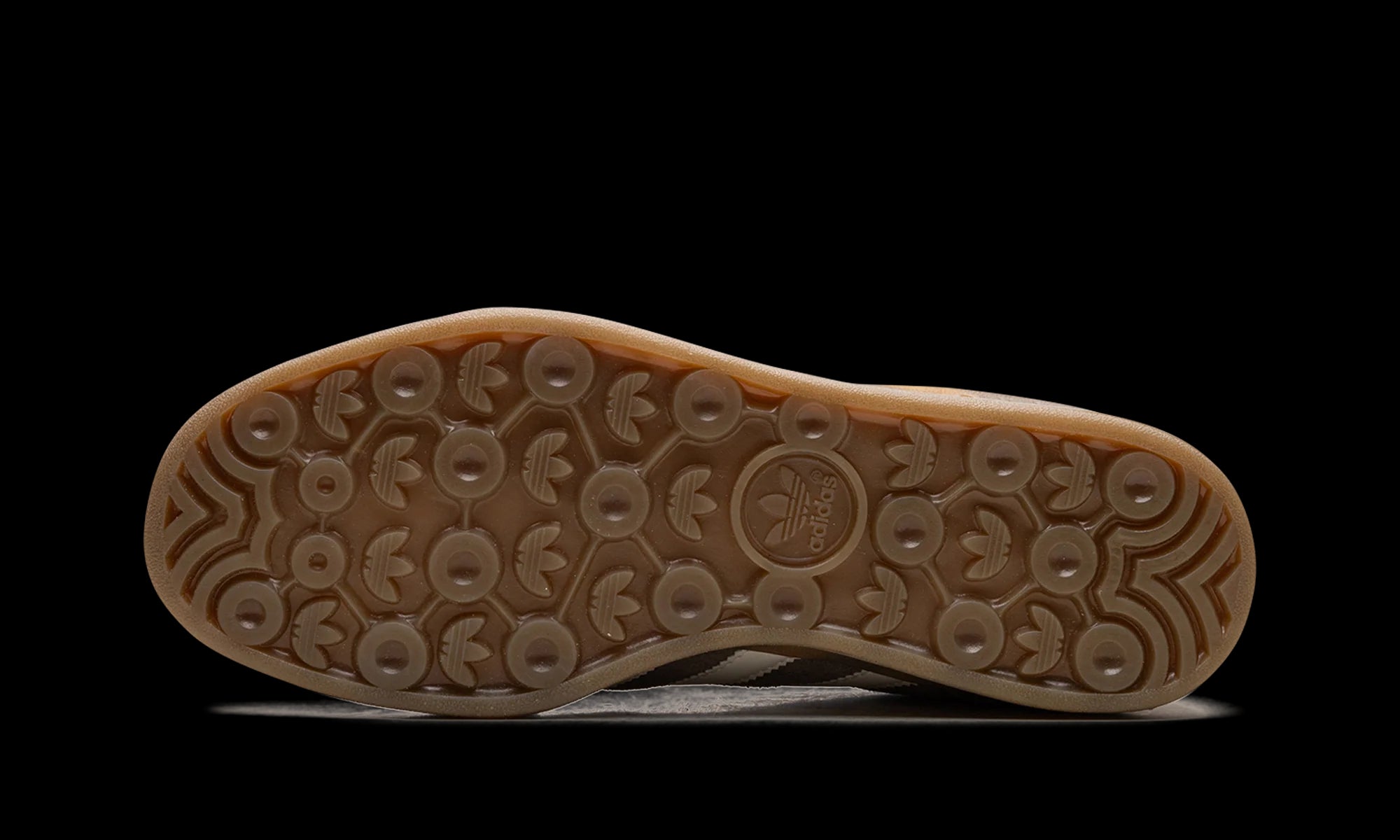Gazelle Indoor "Earth Strata Magic Beige"