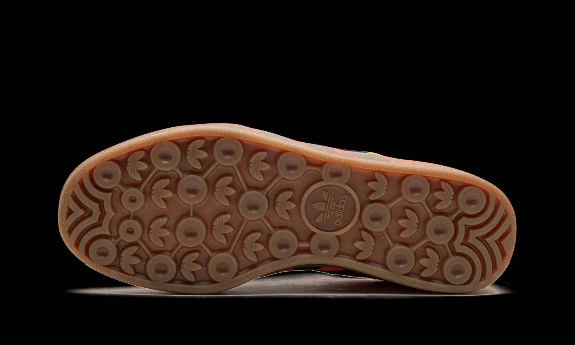 Gazelle Indoor "Orange / Core Black"