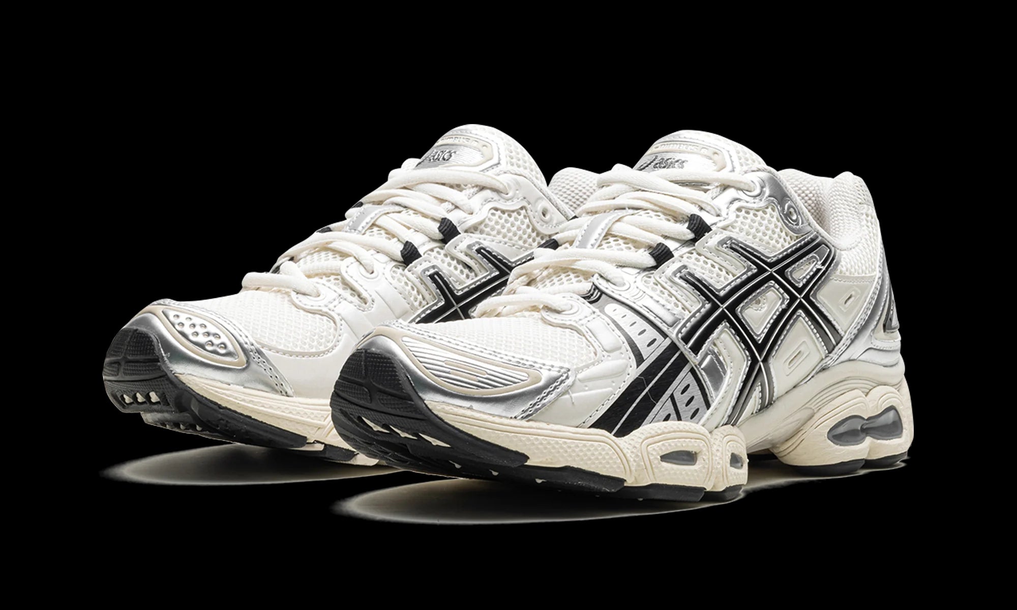 Gel Nimbus 9 "Cream / Black"