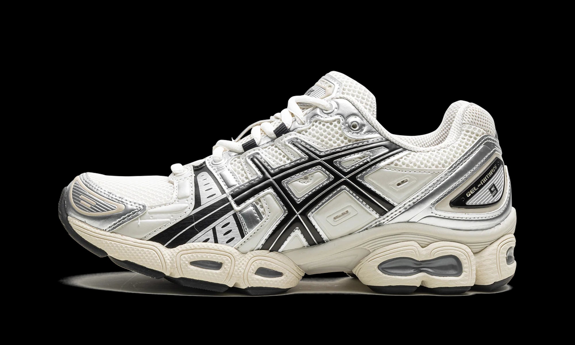 Gel Nimbus 9 "Cream / Black"