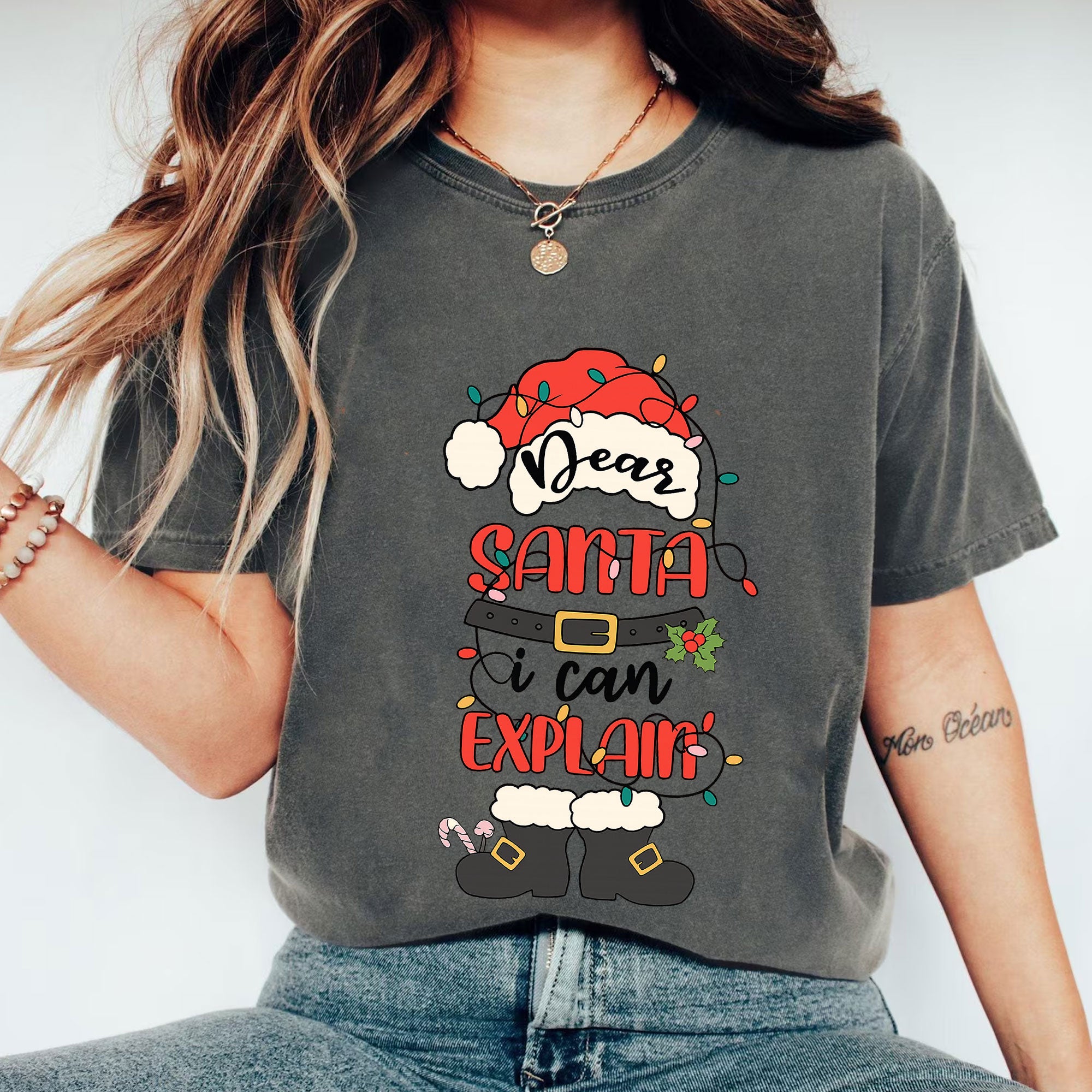 Quirky Dear Santa, I Can Explain Christmas Graphic Tee – Fun Holiday T-Shirt for Women – Perfect Festive Apparel Gift Idea
 - 1
