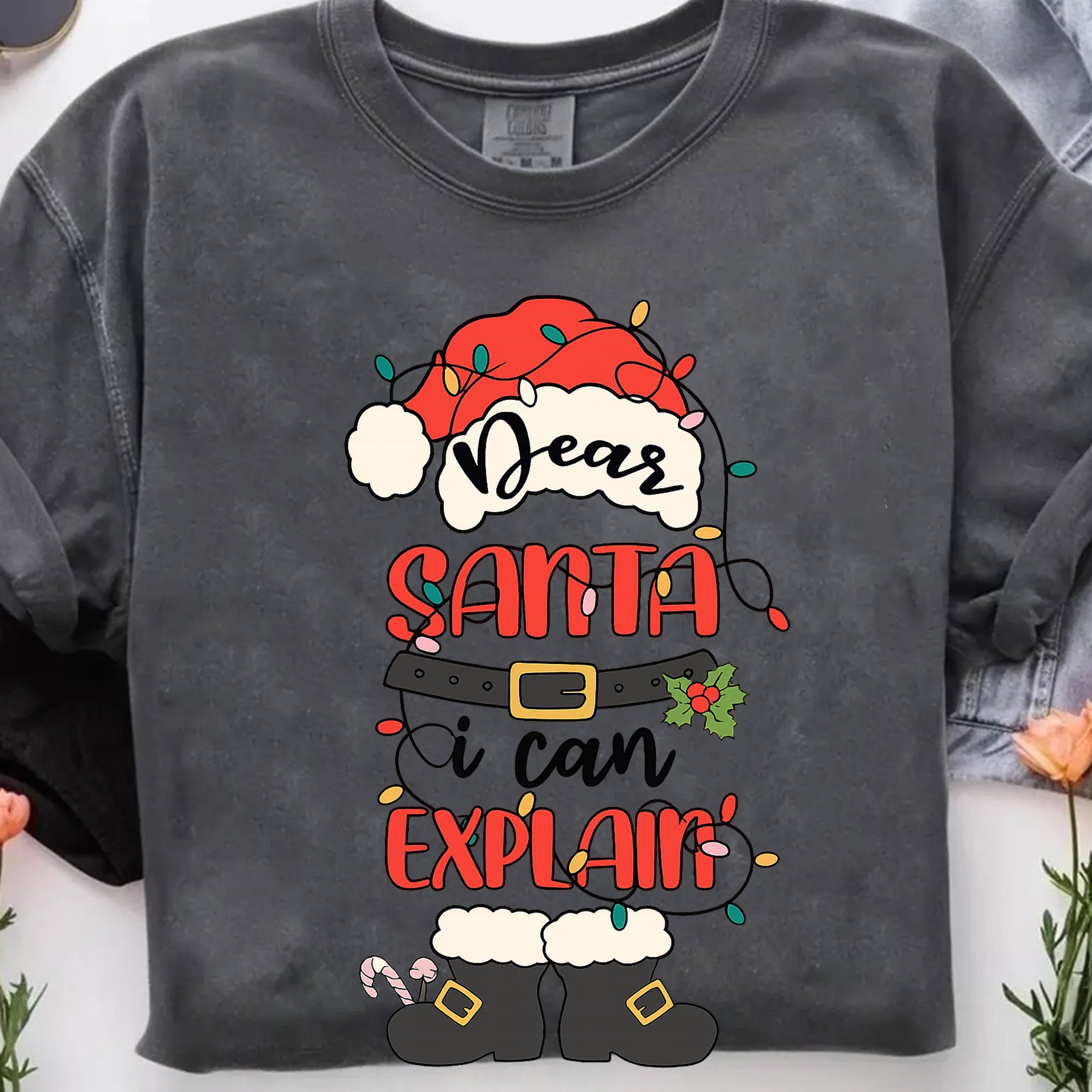 Quirky Dear Santa, I Can Explain Christmas Graphic Tee – Fun Holiday T-Shirt for Women – Perfect Festive Apparel Gift Idea
 - 7