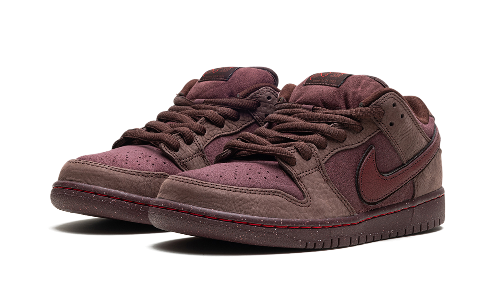 Sb Dunk Low "city Of Love" - 2