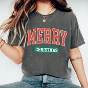 Stylish Merry Christmas Graphic Tee - Perfect Holiday T-Shirt for Men and Women - Casual Festive Apparel for Xmas Celebration
 - 1