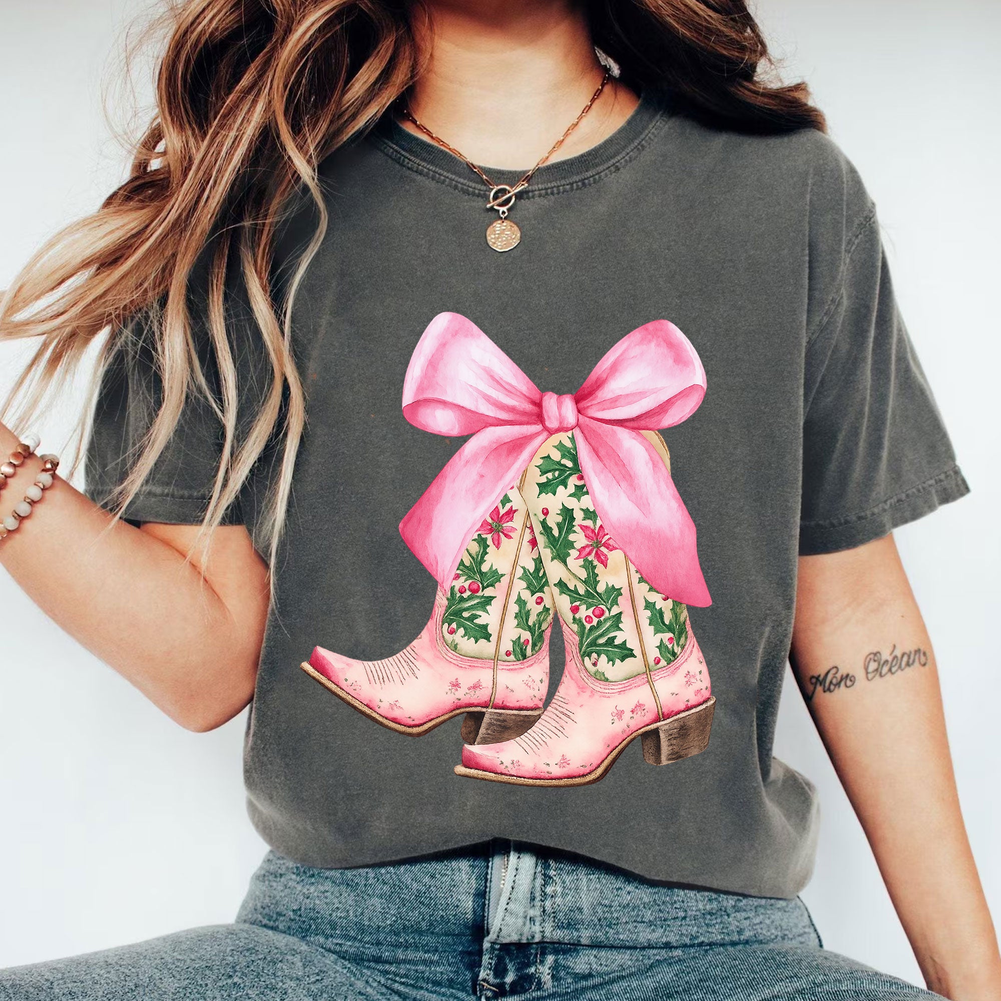 Stylish Women's Graphic T-Shirt with Floral Cowboy Boots and Pink Bow Design - Perfect Casual Fashion Top for Trendy Outfits
 - 1
