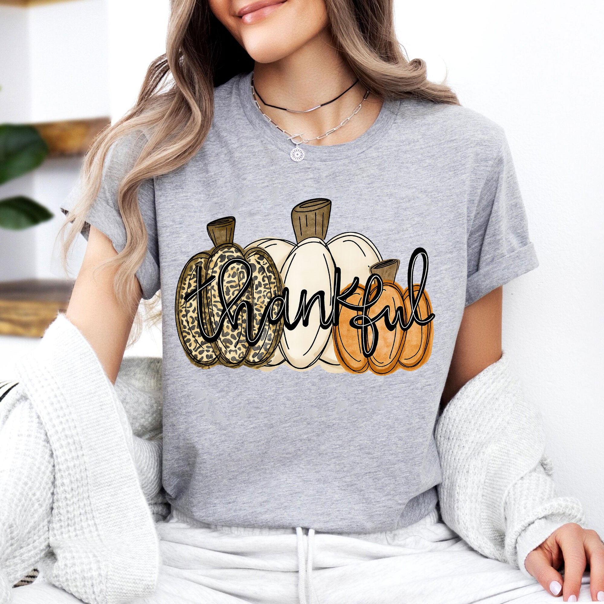 Thankful Pumpkin Graphic Tee for Women - Cute Fall Thanksgiving Shirt with Stylish Design for Holiday Celebrations and Family Gatherings
 - 7