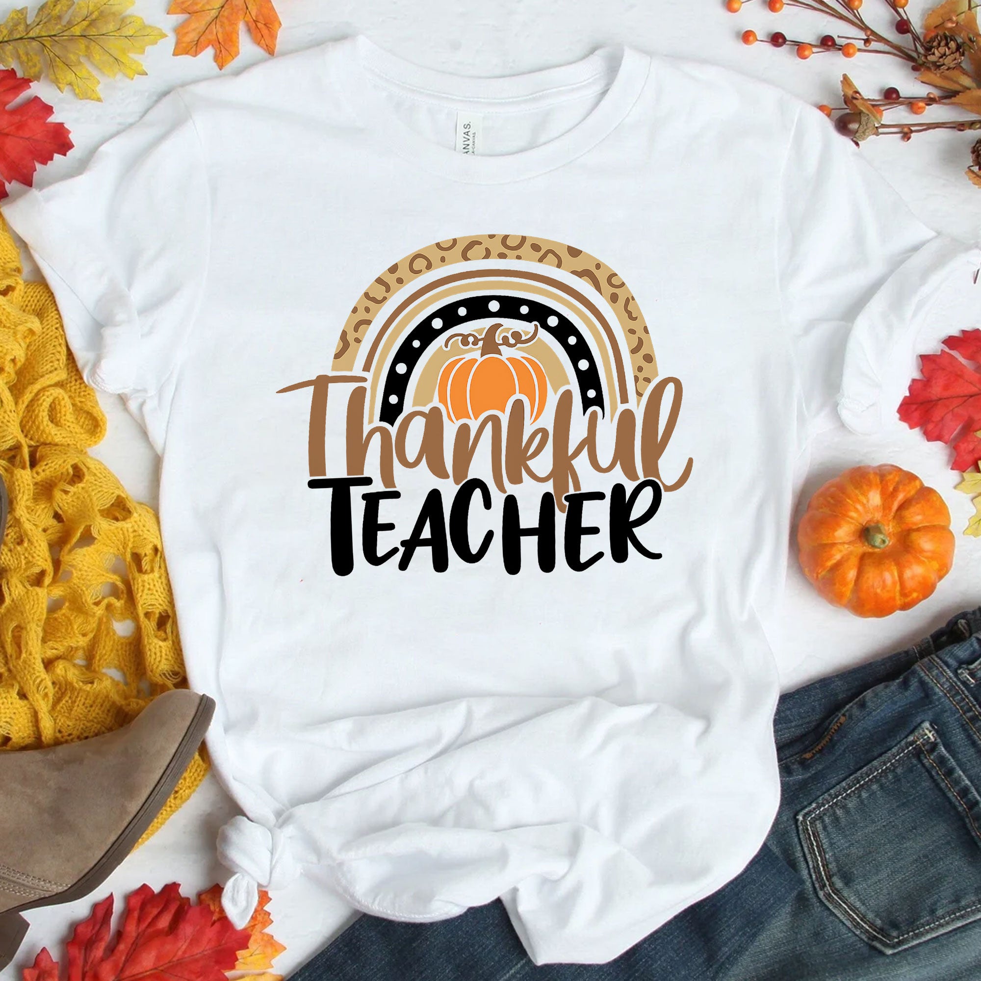 Thankful Teacher Thanksgiving Shirt - Cute Fall Graphic Tee for Educators, Perfect for Thanksgiving Celebrations and Gifts
 - 1