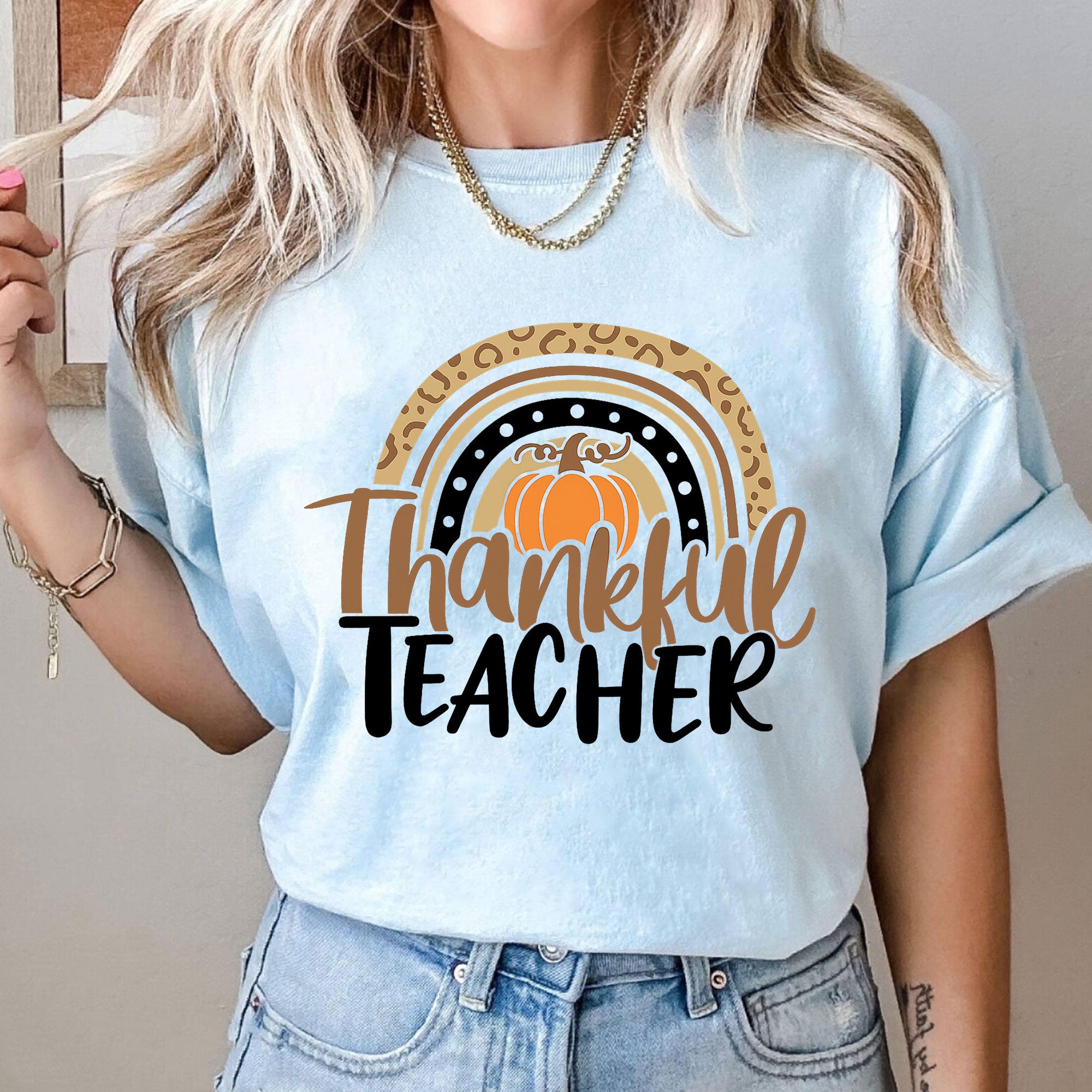 Thankful Teacher Thanksgiving Shirt - Cute Fall Graphic Tee for Educators, Perfect for Thanksgiving Celebrations and Gifts
 - 10