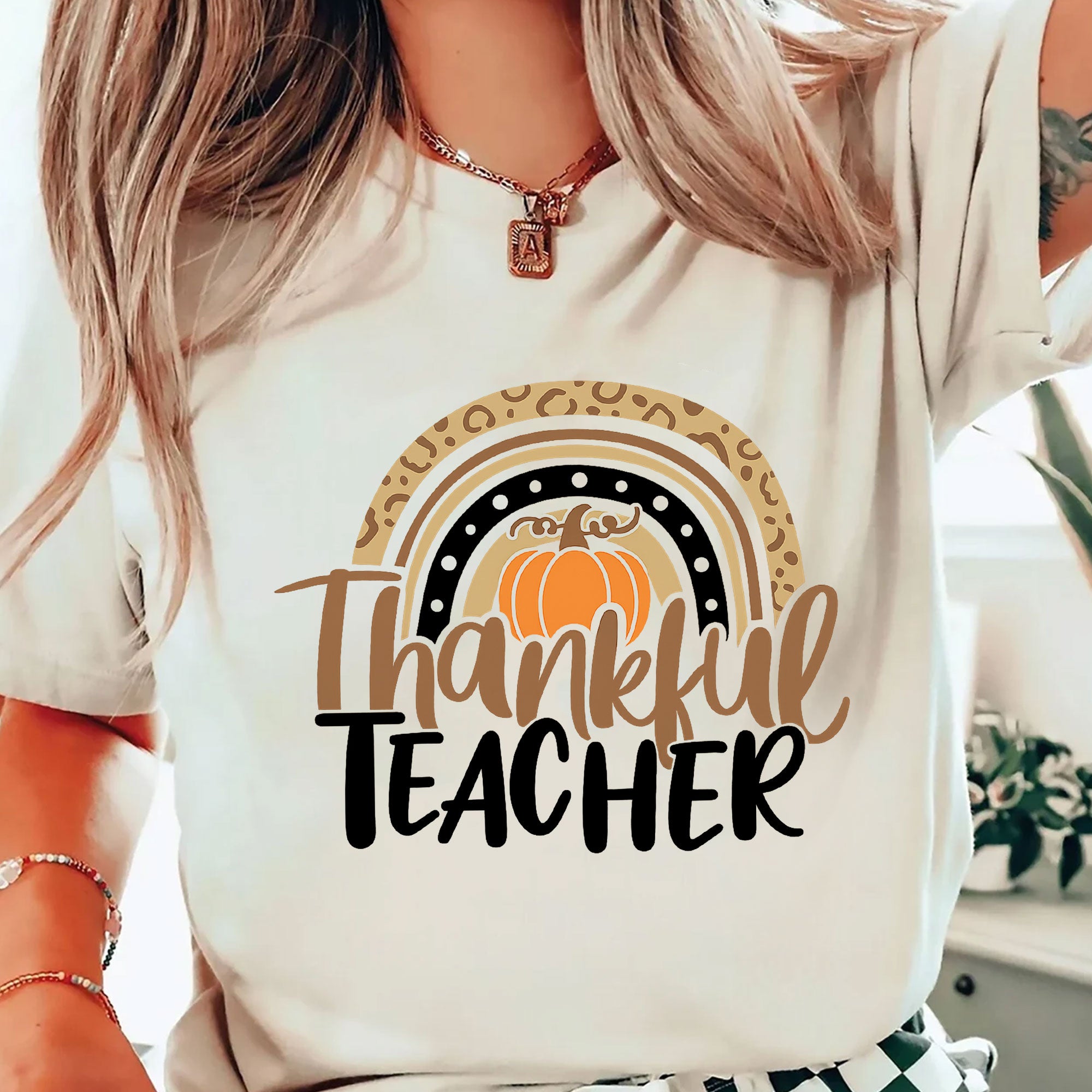 Thankful Teacher Thanksgiving Shirt - Cute Fall Graphic Tee for Educators, Perfect for Thanksgiving Celebrations and Gifts
 - 2