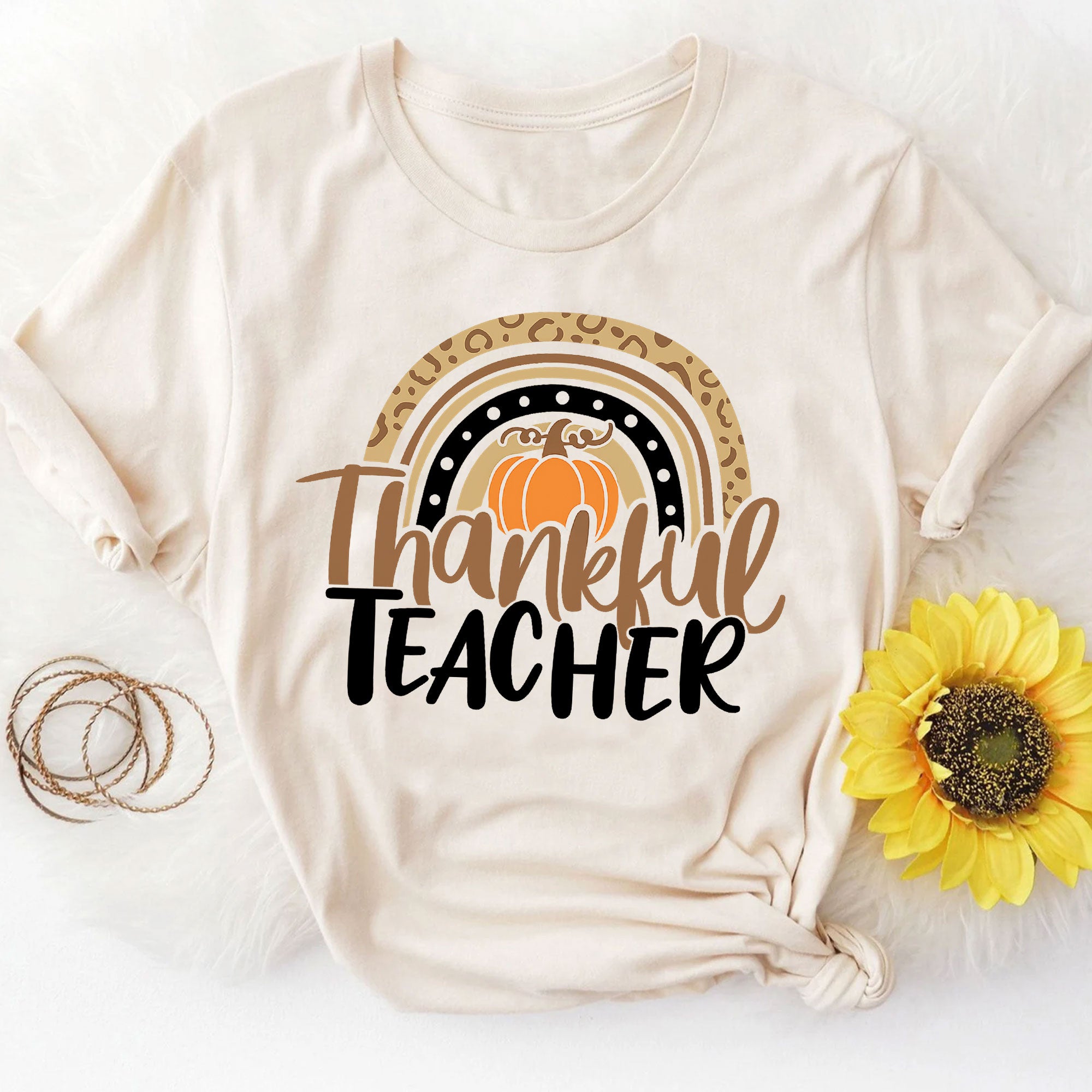 Thankful Teacher Thanksgiving Shirt - Cute Fall Graphic Tee for Educators, Perfect for Thanksgiving Celebrations and Gifts
 - 8