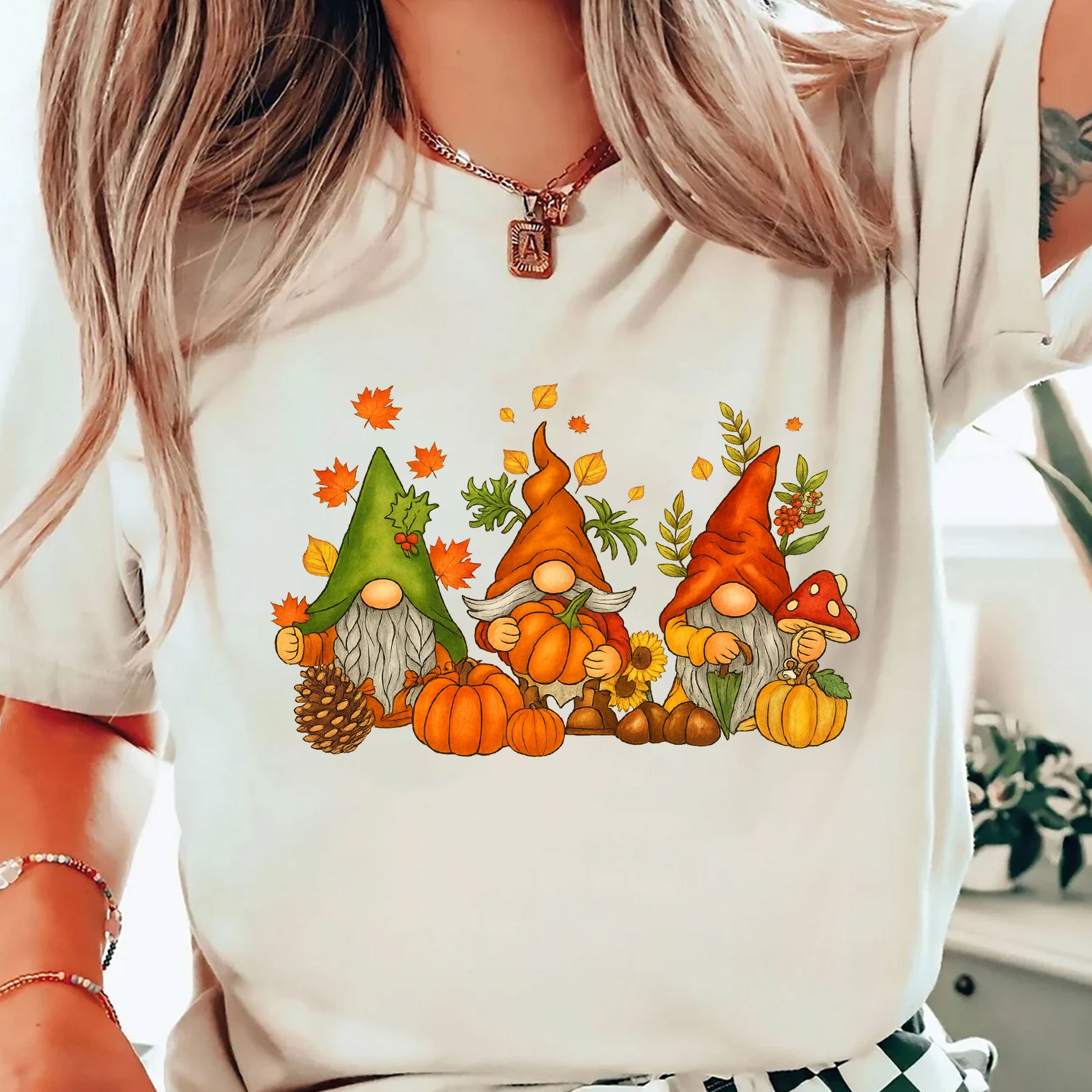 Thanksgiving Gnome Shirt - Cute Autumn Pumpkin Design, Fall-Themed Graphic Tee for Family Gatherings and Holiday Celebrations
 - 2