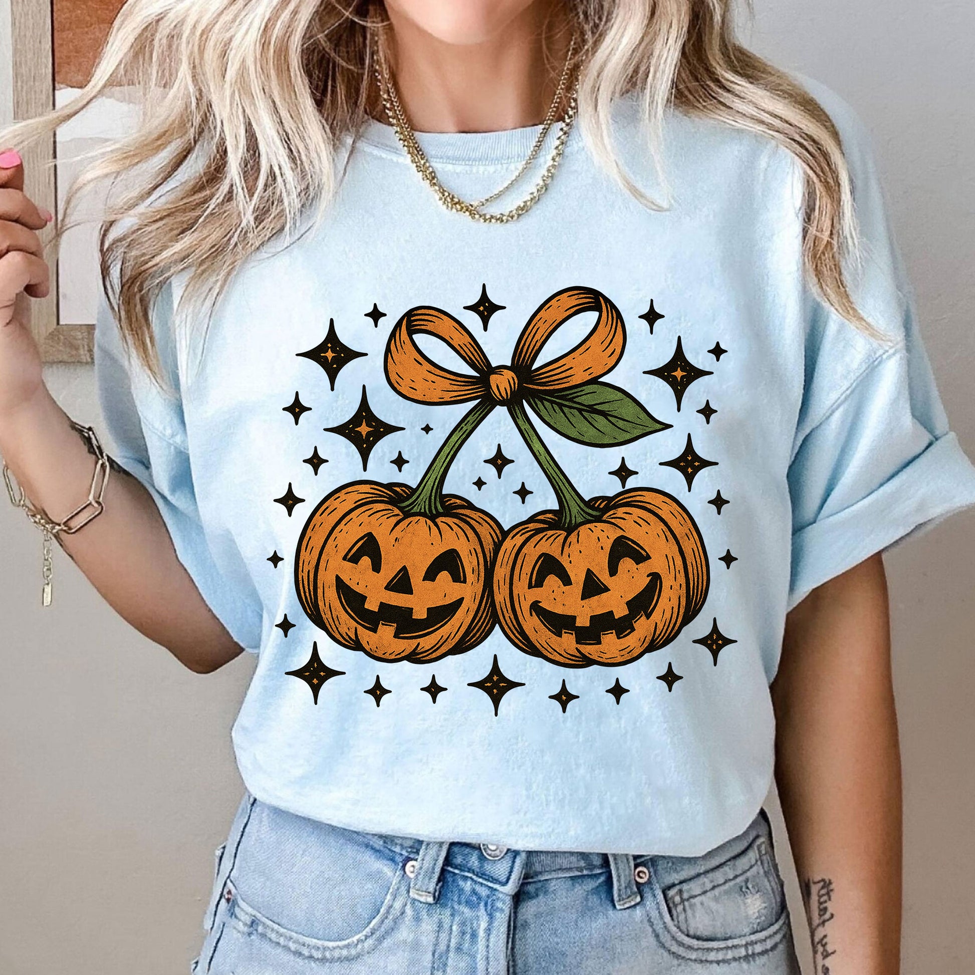 Trendy Halloween Pumpkin Graphic Tee - Spooky Vintage Jack-O'-Lanterns with Bow Design, Perfect for Festive Autumn Celebrations
 - 10
