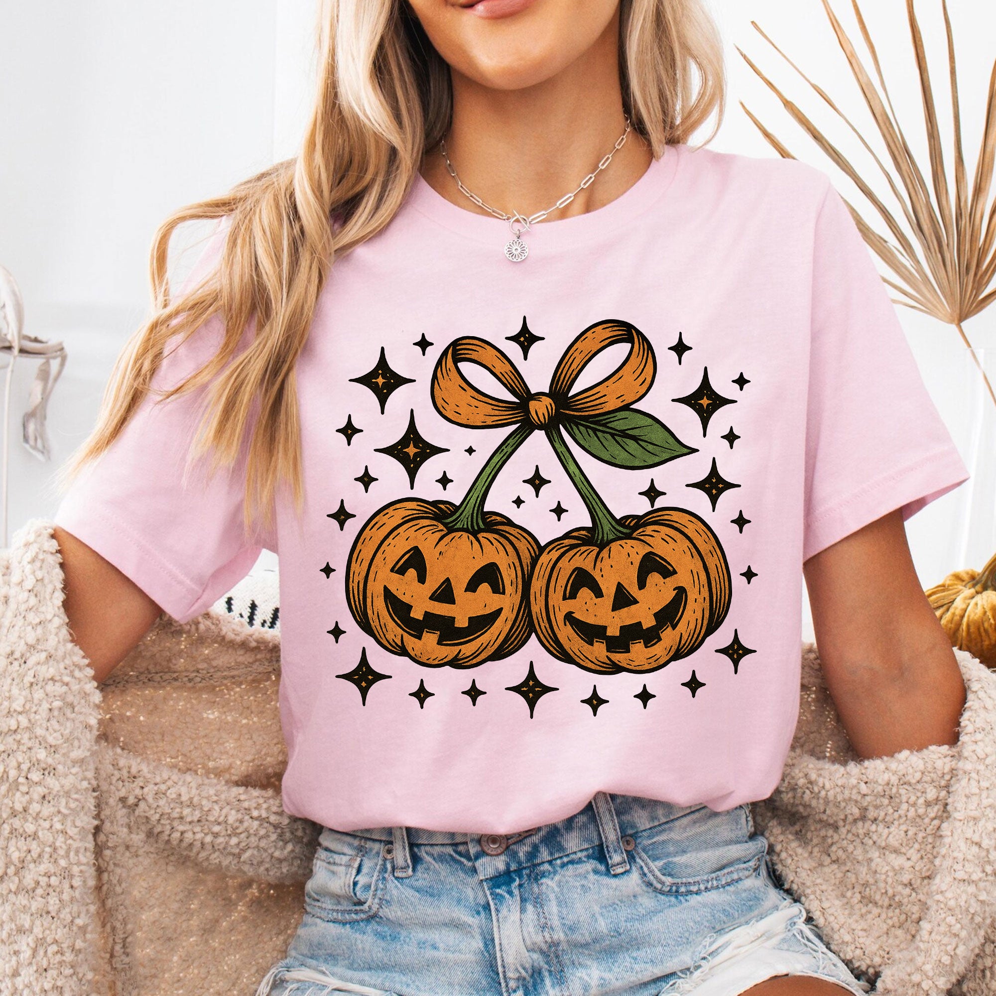 Trendy Halloween Pumpkin Graphic Tee - Spooky Vintage Jack-O'-Lanterns with Bow Design, Perfect for Festive Autumn Celebrations
 - 6
