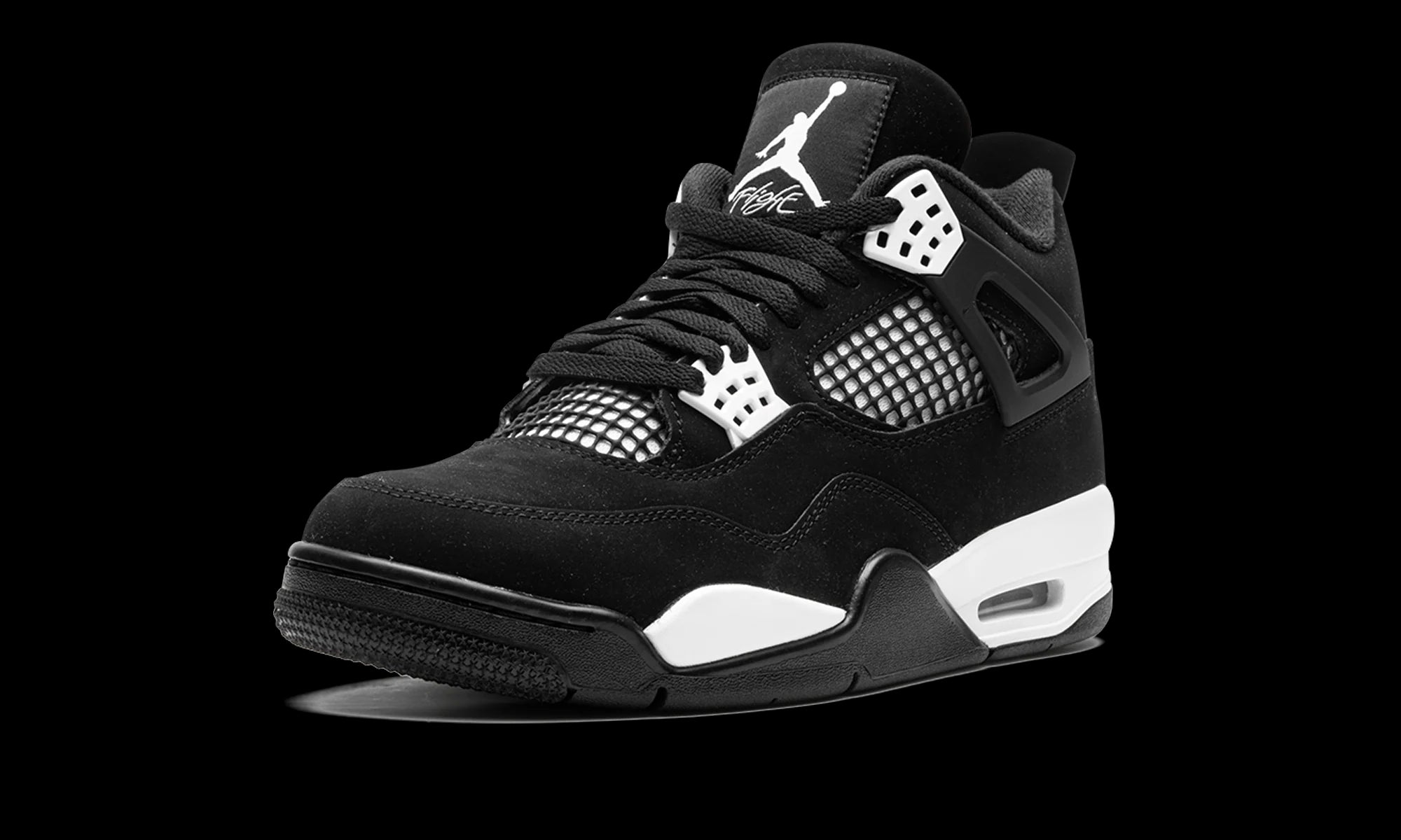 Air Jordan 4 "White Thunder"