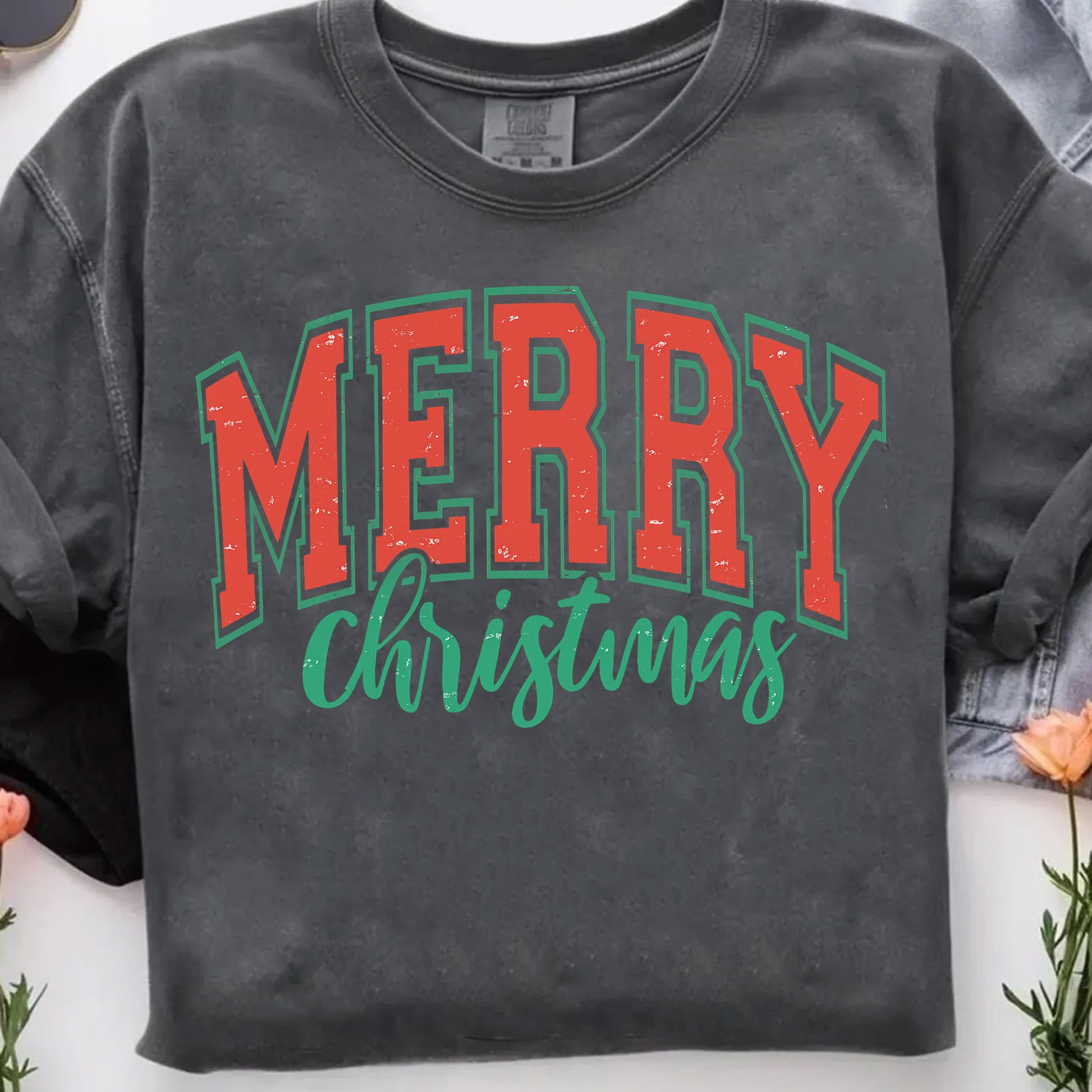 Vintage Merry Christmas Graphic T-Shirt for Women – Festive Holiday Apparel, Perfect Gift Idea, Stylish and Comfortable Tee
 - 7