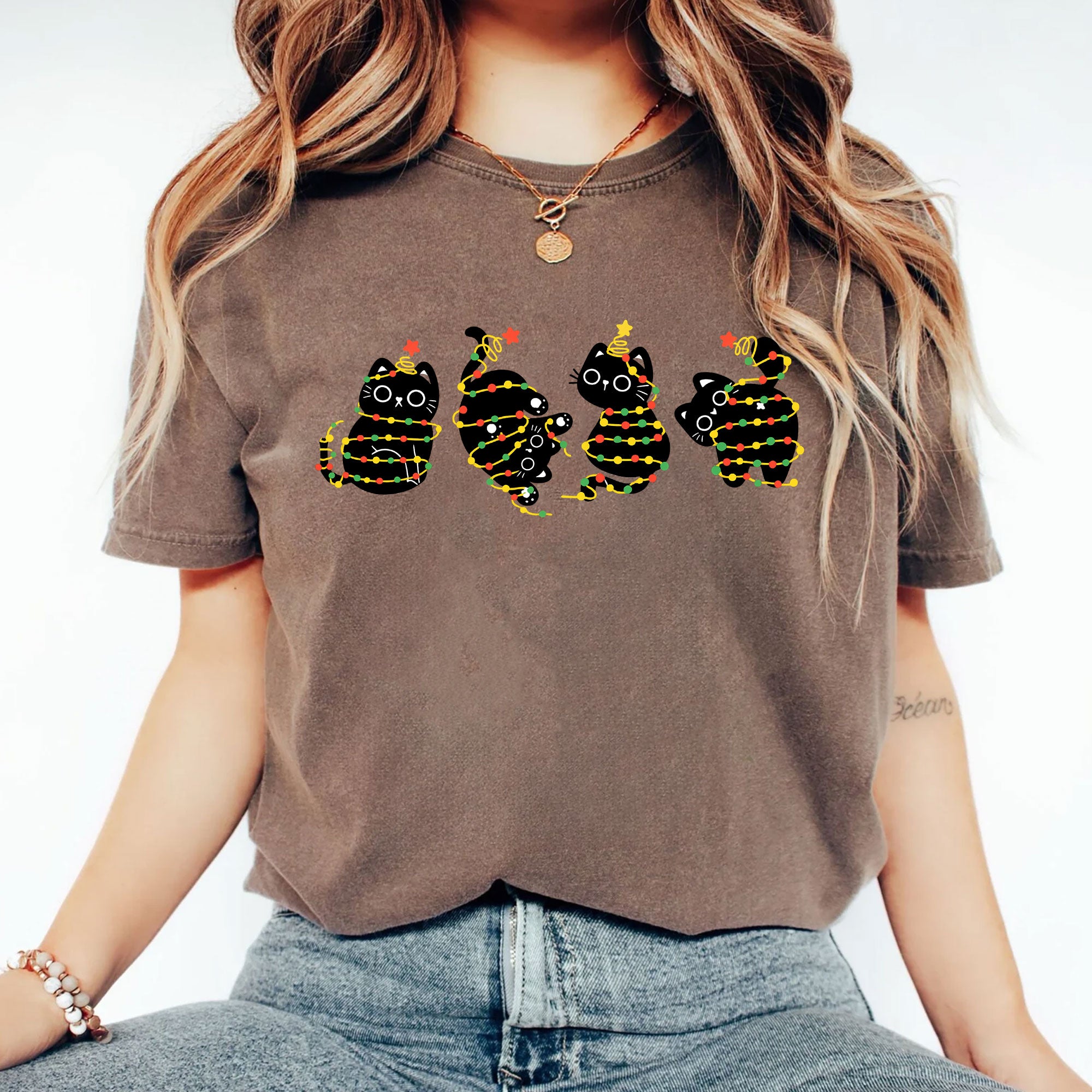 Women’s Festive Black Cat Christmas Lights T-Shirt | Cute Holiday Graphic Tee | Cozy Casual Outfit Perfect for Cat Lovers
 - 2